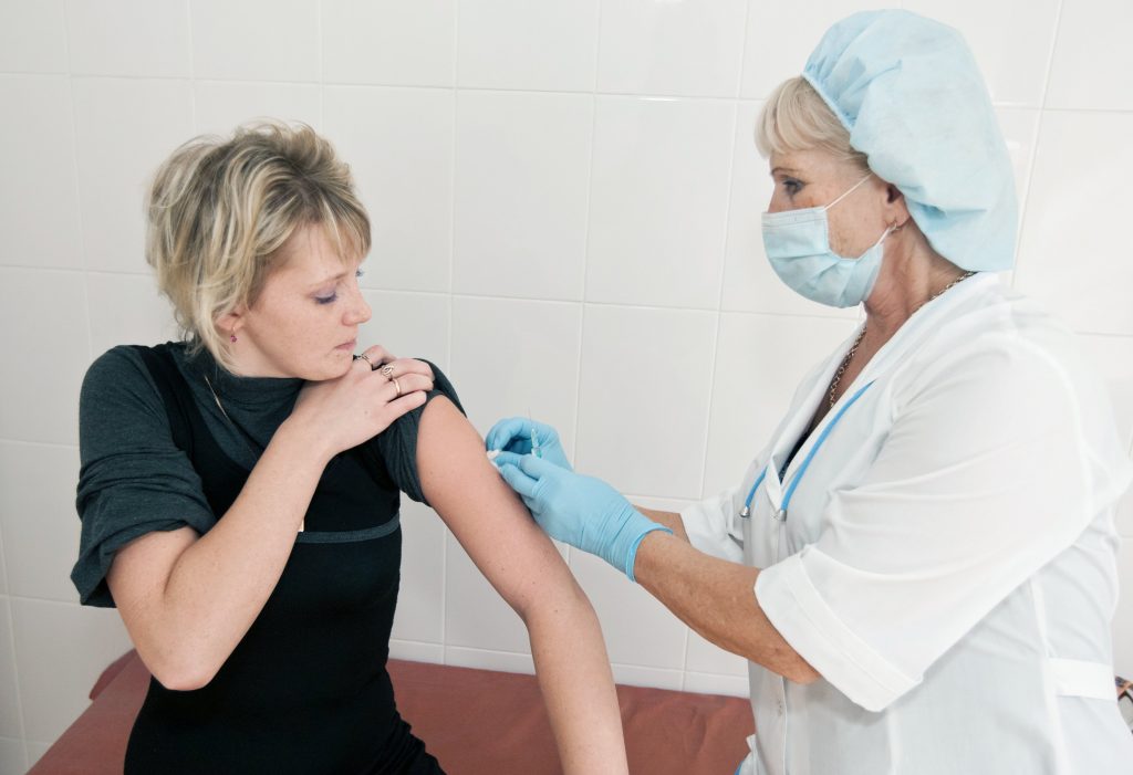 Стоит ли делать прививку от гриппа